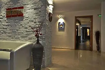 Luxury In The Forest Hotel 3*